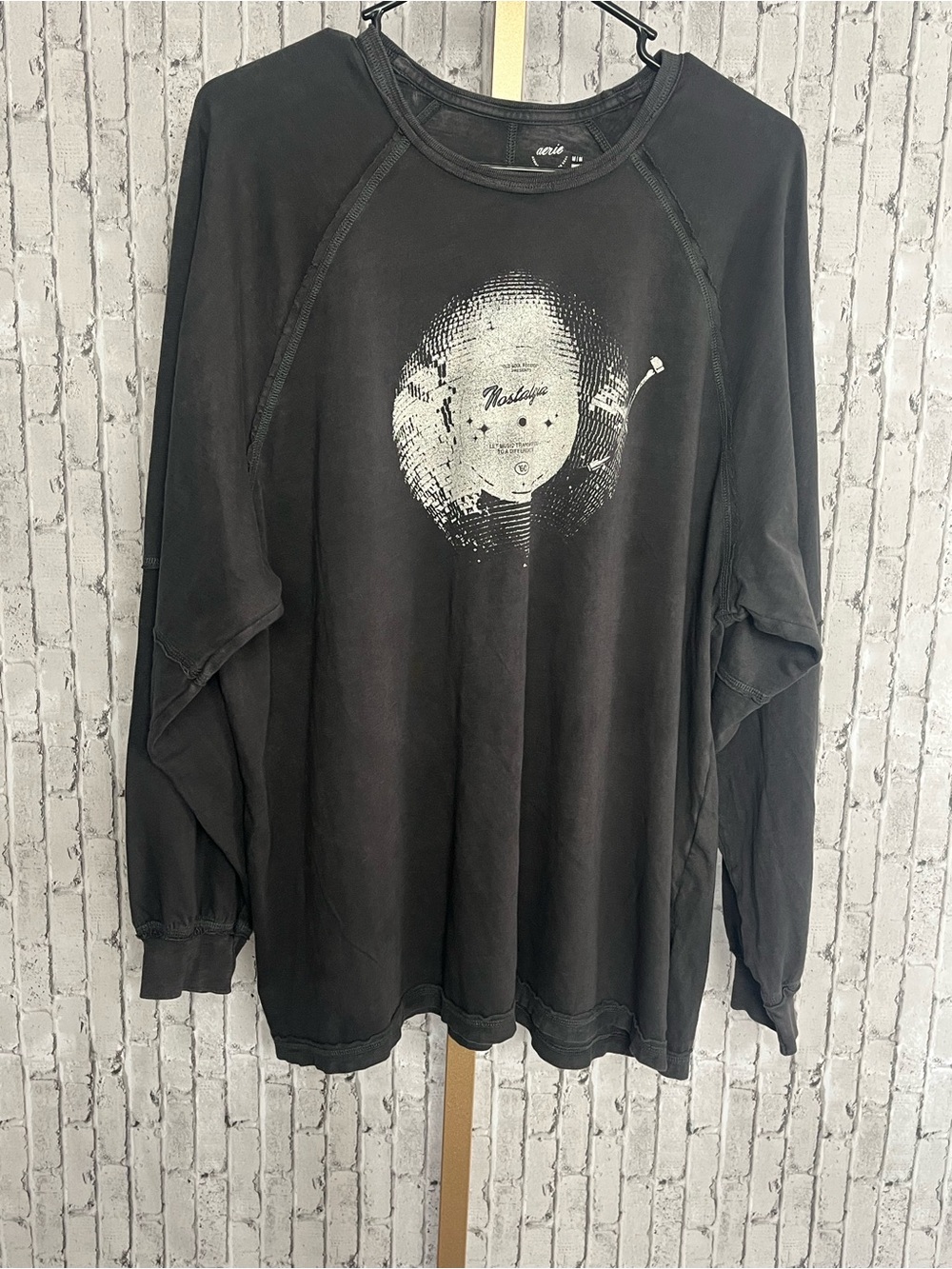 Aerie Nostalgia Record Player Graphic Long Sleeve M